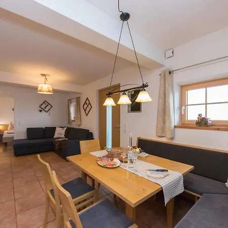 Bio-bergbauernhof Hubgut Alojamento de Turismo Rural