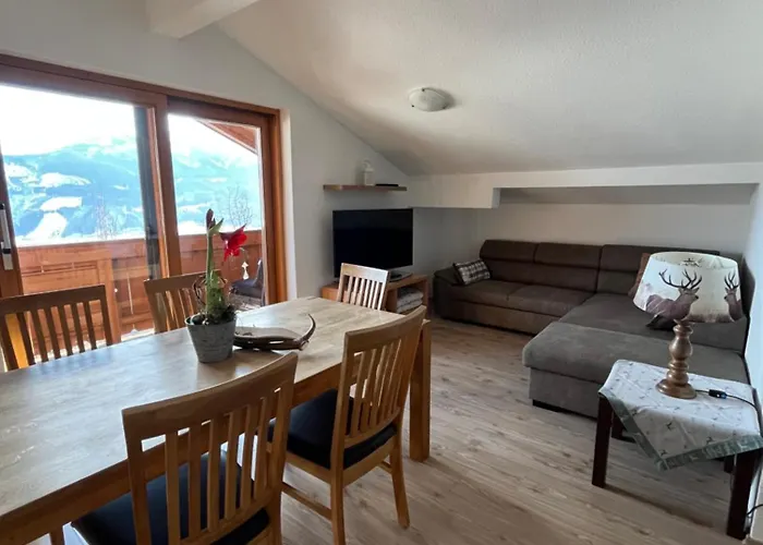 Bio-bergbauernhof Hubgut ファームステイ *