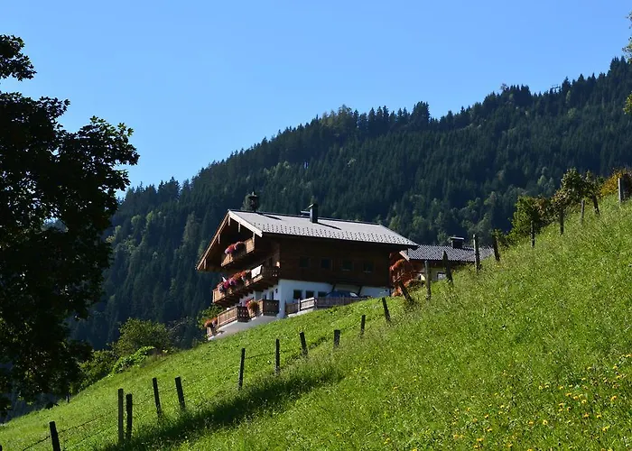 Bio-bergbauernhof Hubgut ファームステイ